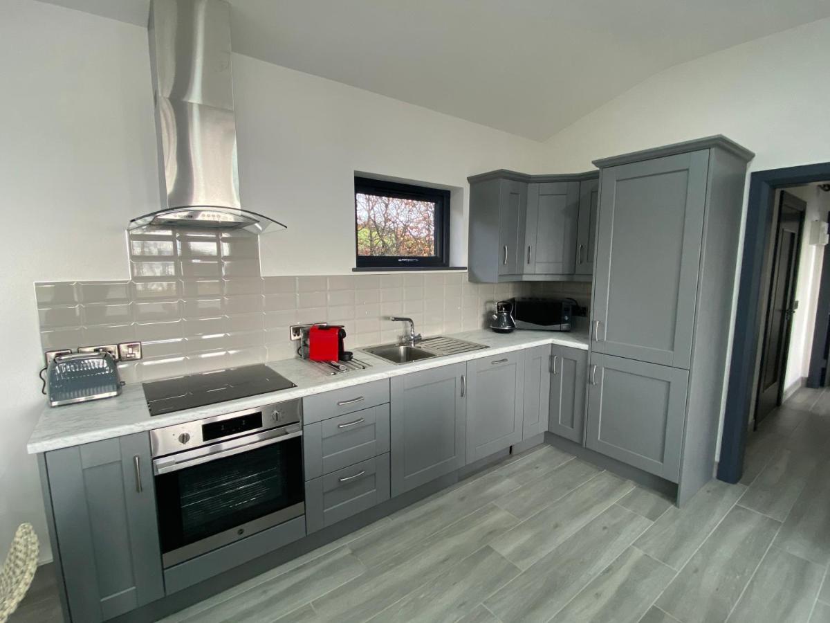 Tullybay Holiday Lodges Enniskillen Exteriér fotografie
