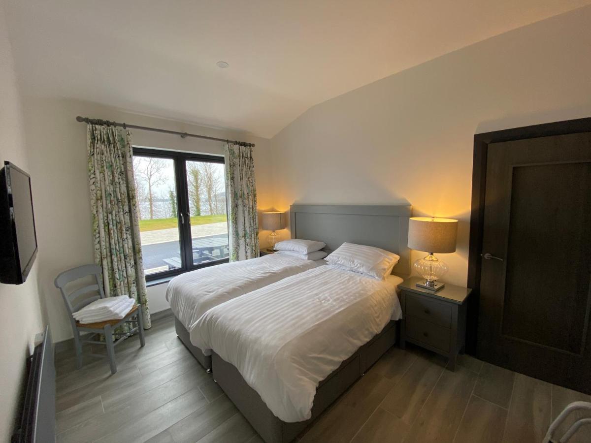 Tullybay Holiday Lodges Enniskillen Exteriér fotografie